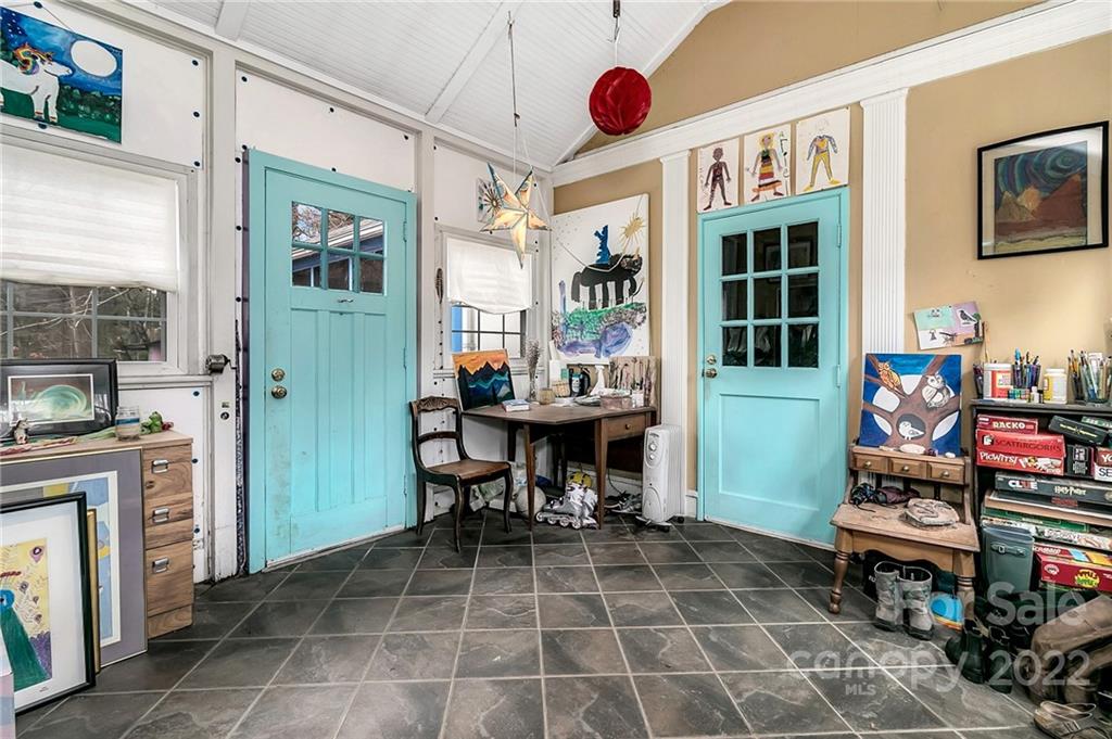 16 Kingwood Place Asheville NC 28804