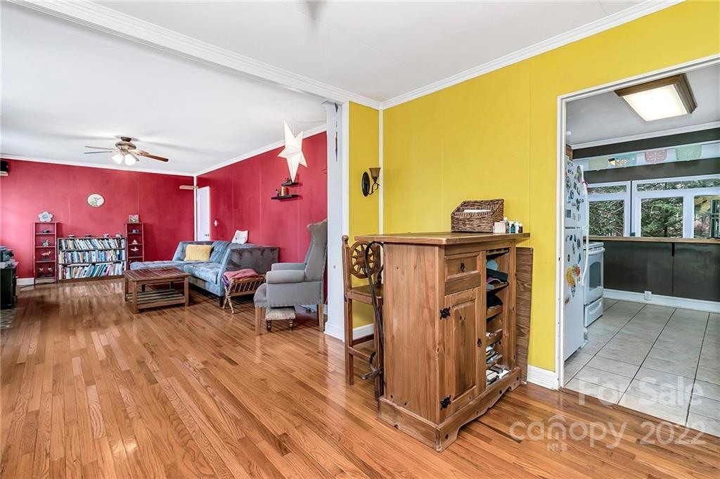 16 Kingwood Place Asheville NC 28804