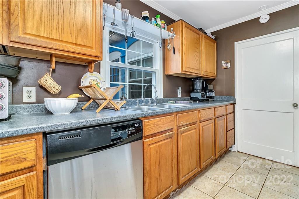 16 Kingwood Place Asheville NC 28804