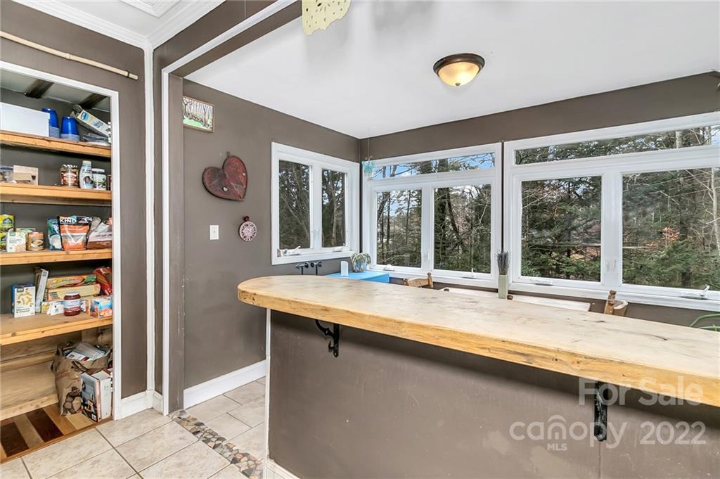 16 Kingwood Place Asheville NC 28804