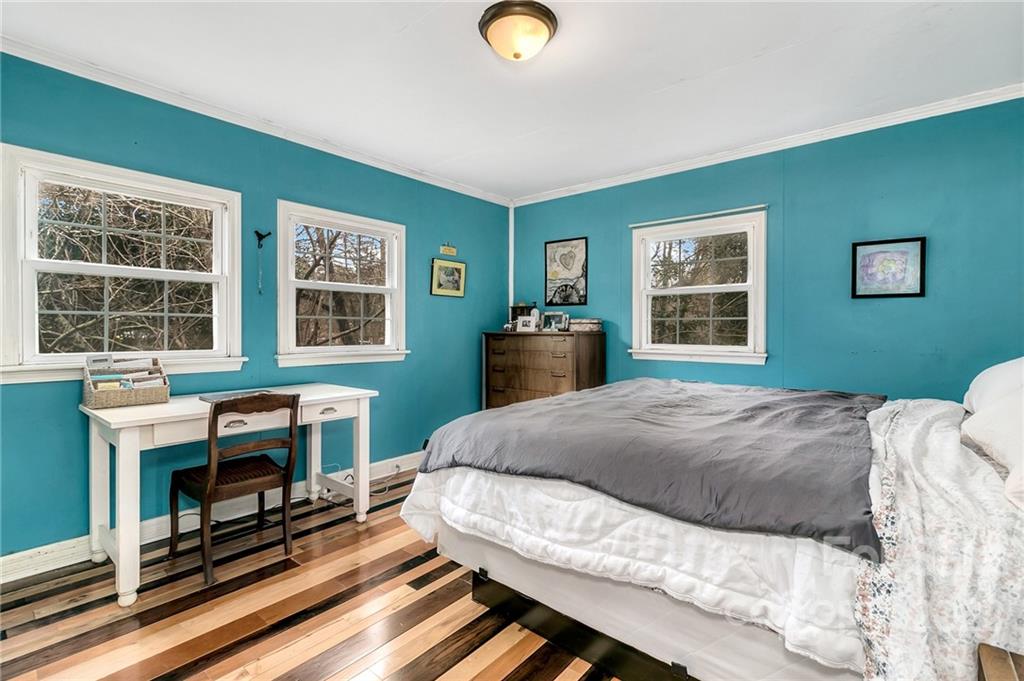 16 Kingwood Place Asheville NC 28804