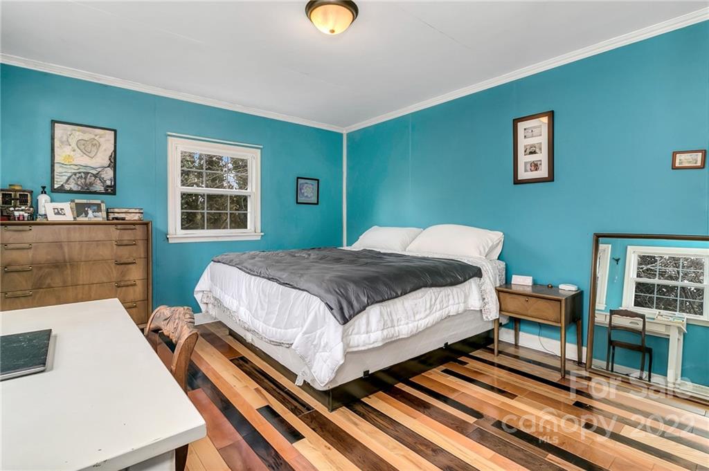 16 Kingwood Place Asheville NC 28804