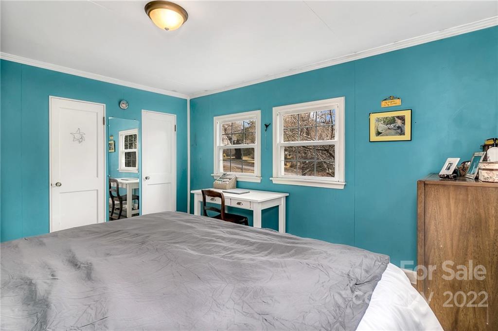 16 Kingwood Place Asheville NC 28804