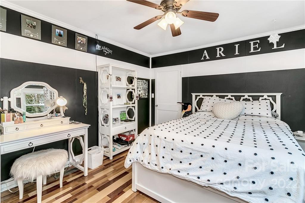 16 Kingwood Place Asheville NC 28804