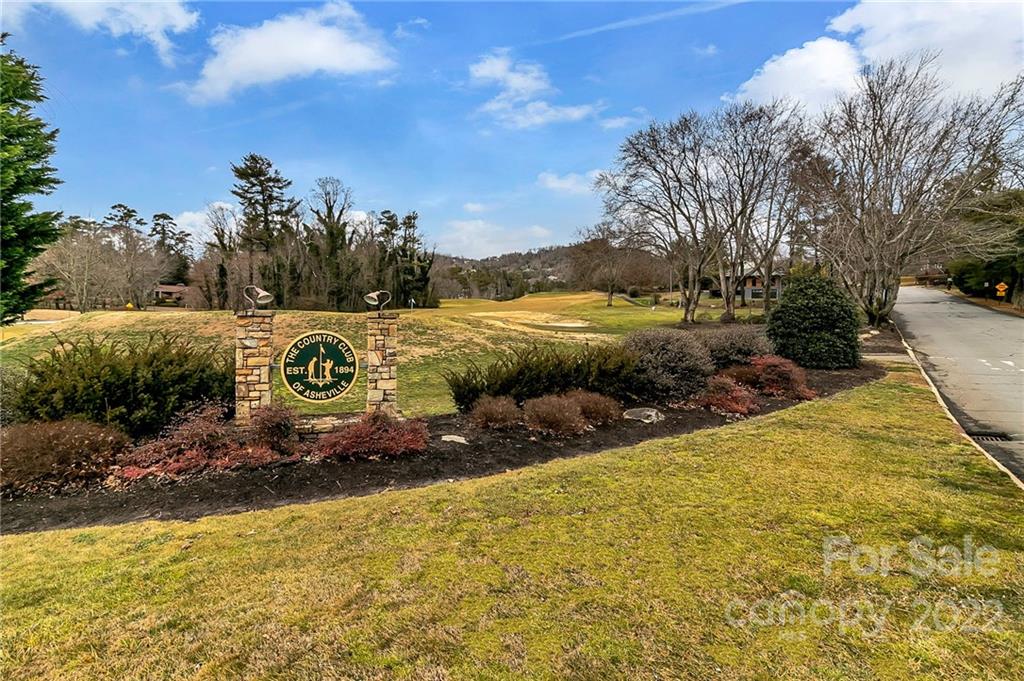 16 Kingwood Place Asheville NC 28804