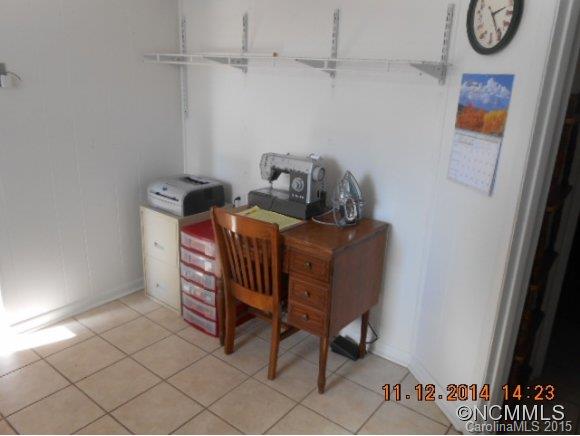 504 Deaverview Road Asheville NC 28806