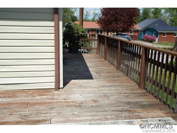504 Deaverview Road Asheville NC 28806