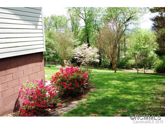 504 Deaverview Road Asheville NC 28806