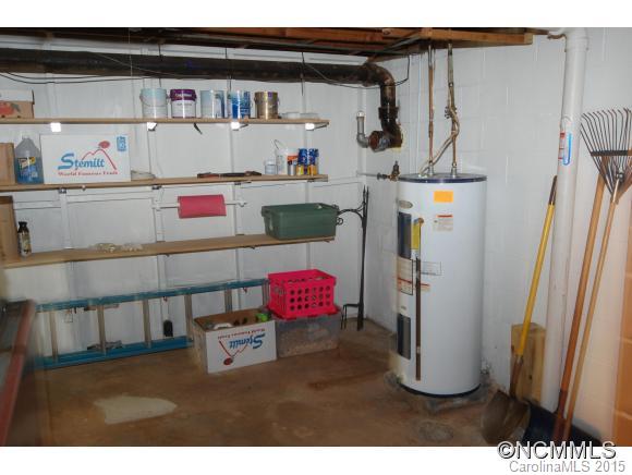 504 Deaverview Road Asheville NC 28806