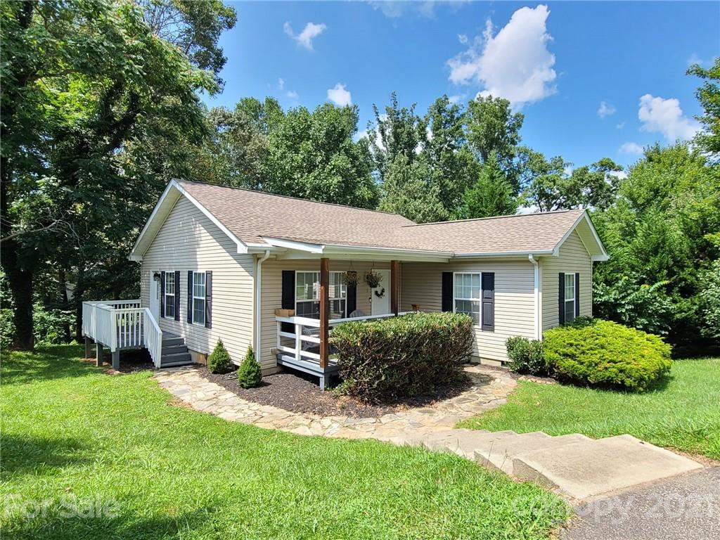 5 Chapel Park Place Asheville NC 28803