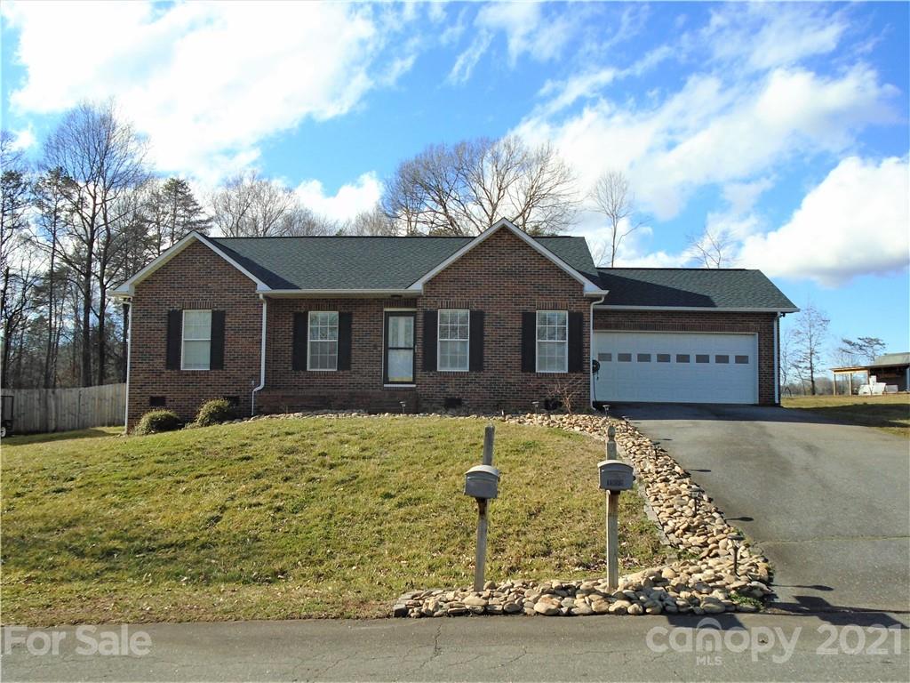 1952 Redberry Lane Conover NC 28613