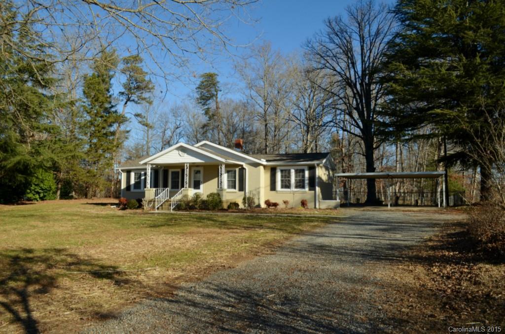 1318 Cape Hickory Road Hickory NC 28601