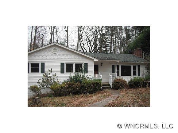 24 Carlton Place Asheville NC 28806
