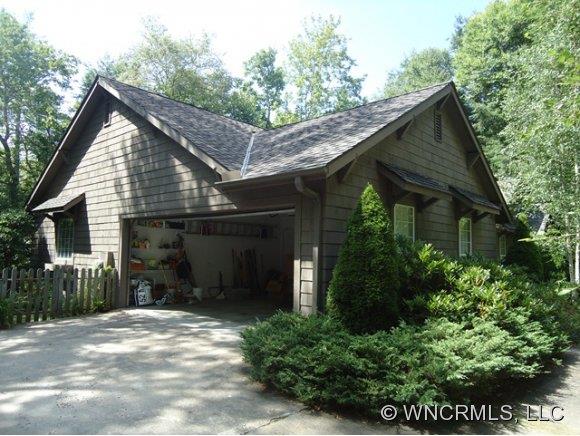 75 Hickory Drive Highlands NC 28741