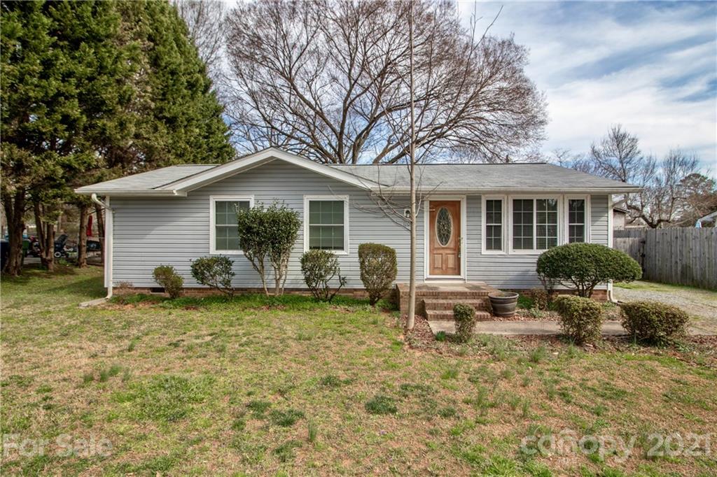 1104 Hoover Street Mount Holly NC 28120