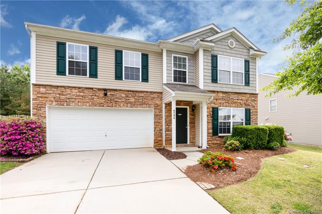 4704 Larkhaven Village Drive Charlotte NC 28215
