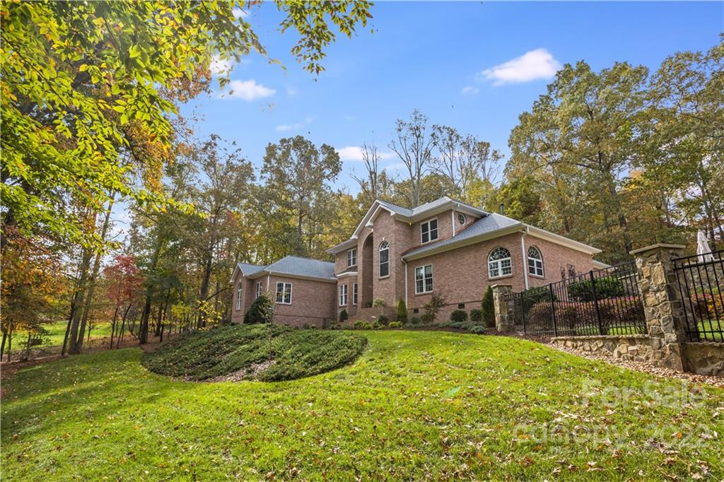 19206 Callaway Hills Lane Davidson NC 28036