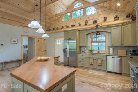 111 Havens Creek Road Black Mountain NC 28711