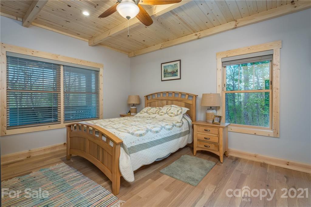 111 Havens Creek Road Black Mountain NC 28711