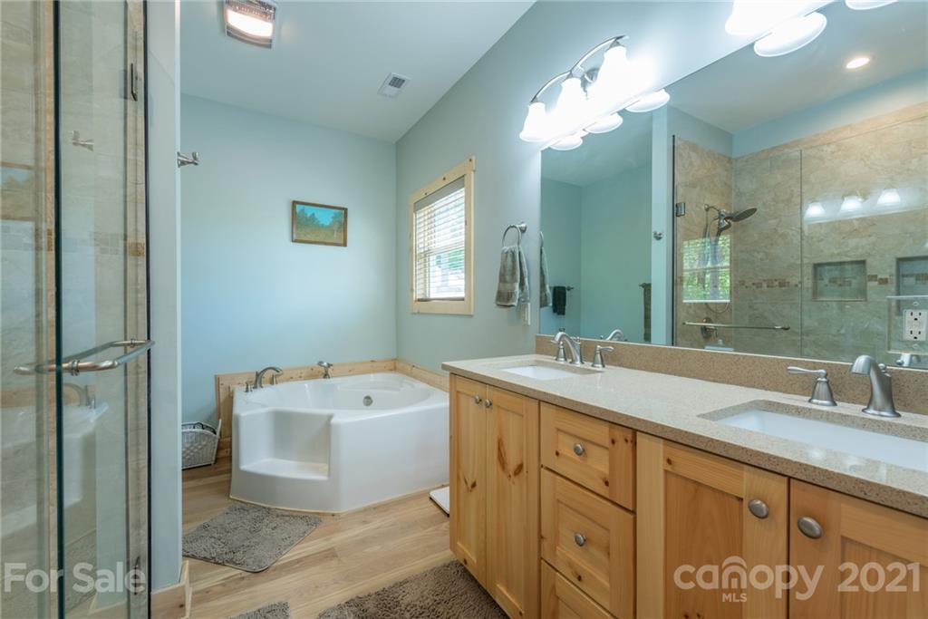 111 Havens Creek Road Black Mountain NC 28711