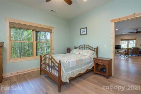 111 Havens Creek Road Black Mountain NC 28711