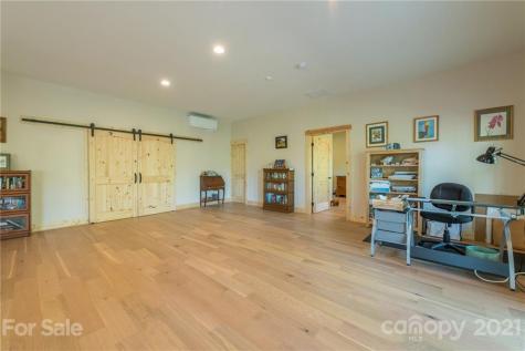 111 Havens Creek Road Black Mountain NC 28711