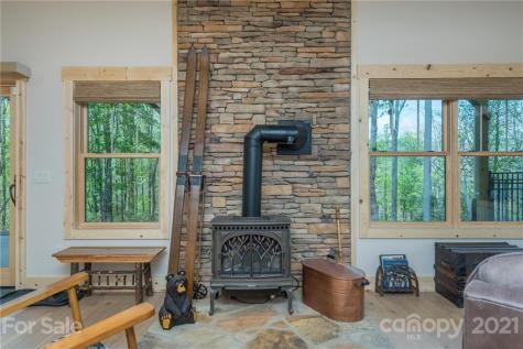 111 Havens Creek Road Black Mountain NC 28711