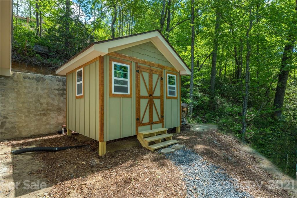 111 Havens Creek Road Black Mountain NC 28711