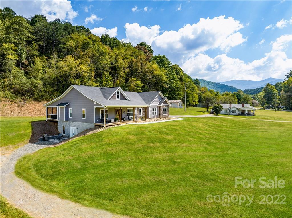 222 Dillingham Road Barnardsville NC 28709