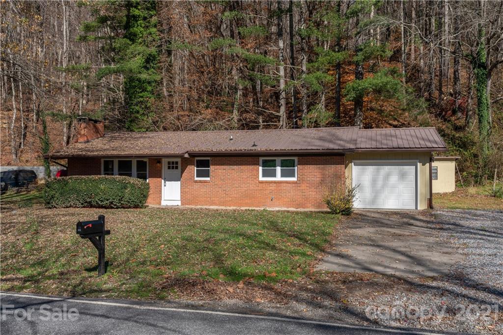 983 Camp Branch Road Waynesville NC 28786