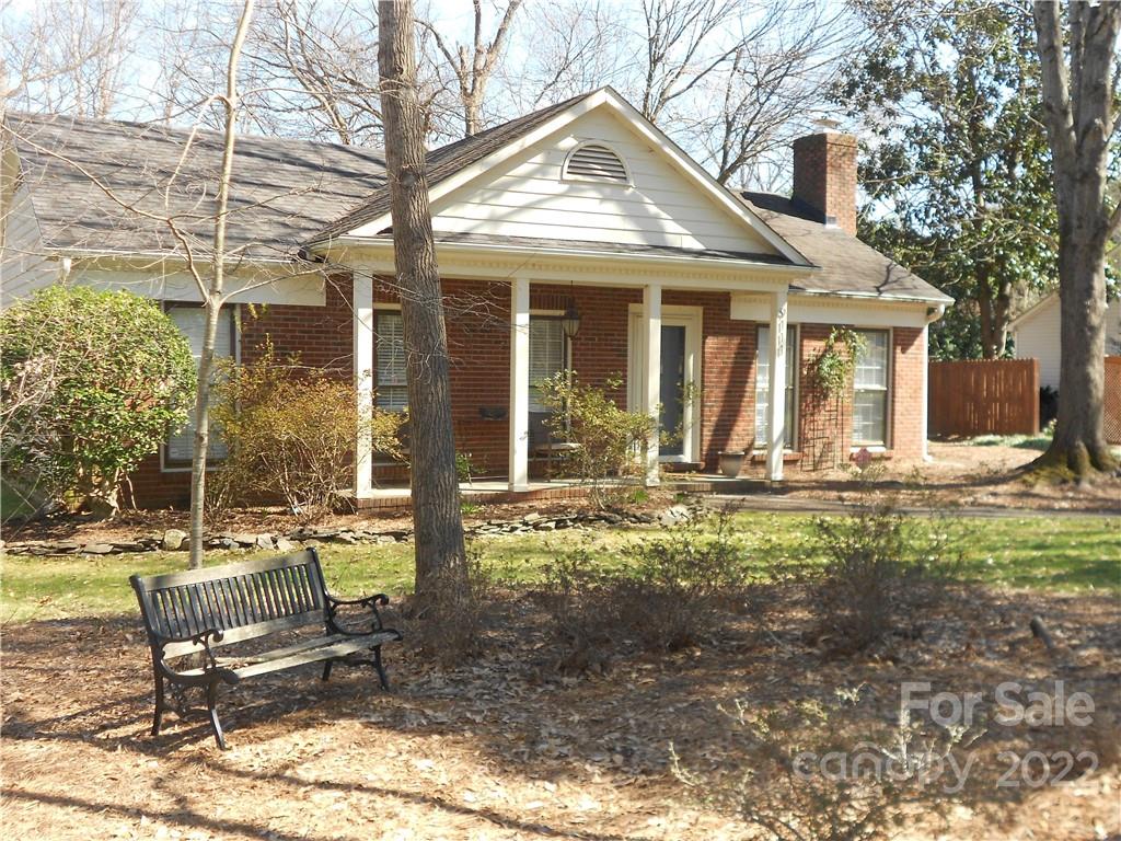 9111 Essen Lane Charlotte NC 28210