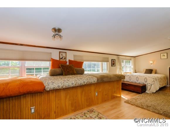 25 Linden Avenue Asheville NC 28801