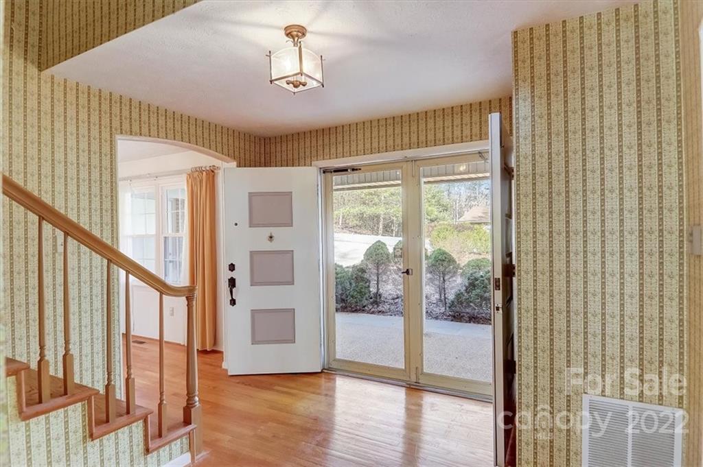 109 Richard Lane Black Mountain NC 28711