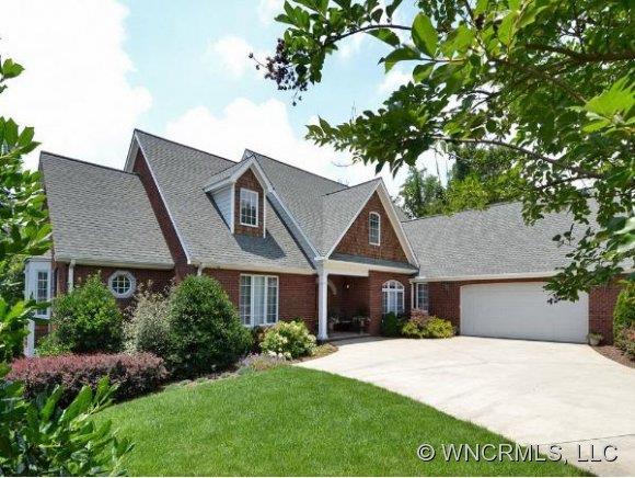 1658 Olmsted Drive Asheville NC 28803