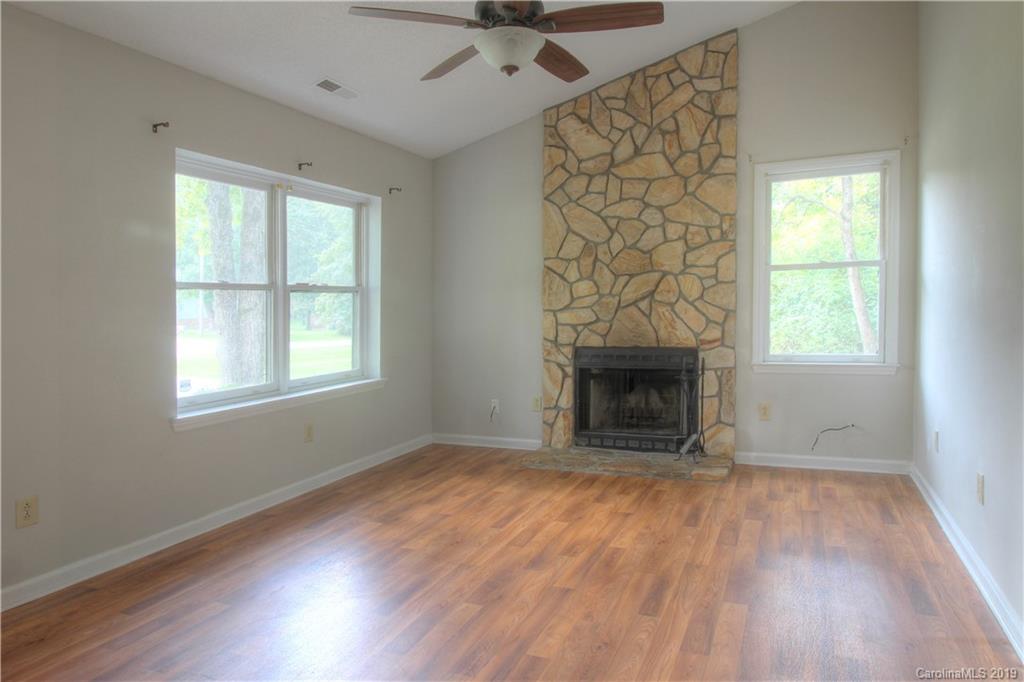 313 Howie Street Waxhaw NC 28173