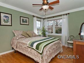 208 Stonewall Avenue Swannanoa NC 28778
