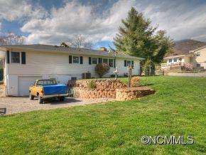 208 Stonewall Avenue Swannanoa NC 28778