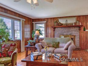 208 Stonewall Avenue Swannanoa NC 28778