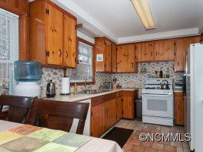 208 Stonewall Avenue Swannanoa NC 28778
