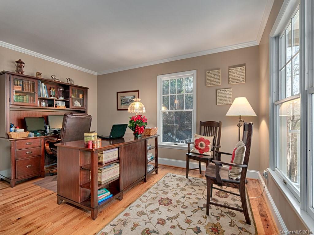37 Wilderness Road Asheville NC 28804