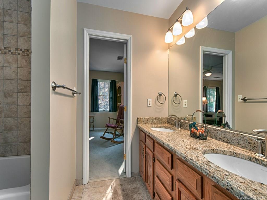 37 Wilderness Road Asheville NC 28804