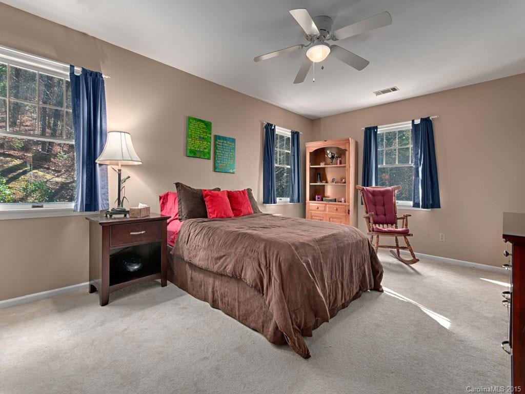 37 Wilderness Road Asheville NC 28804