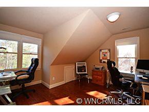 11 Silverstone Drive Asheville NC 28805