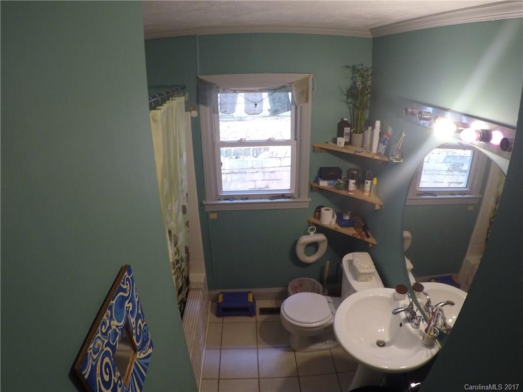 82 Stradley Mountain Road Asheville NC 28806