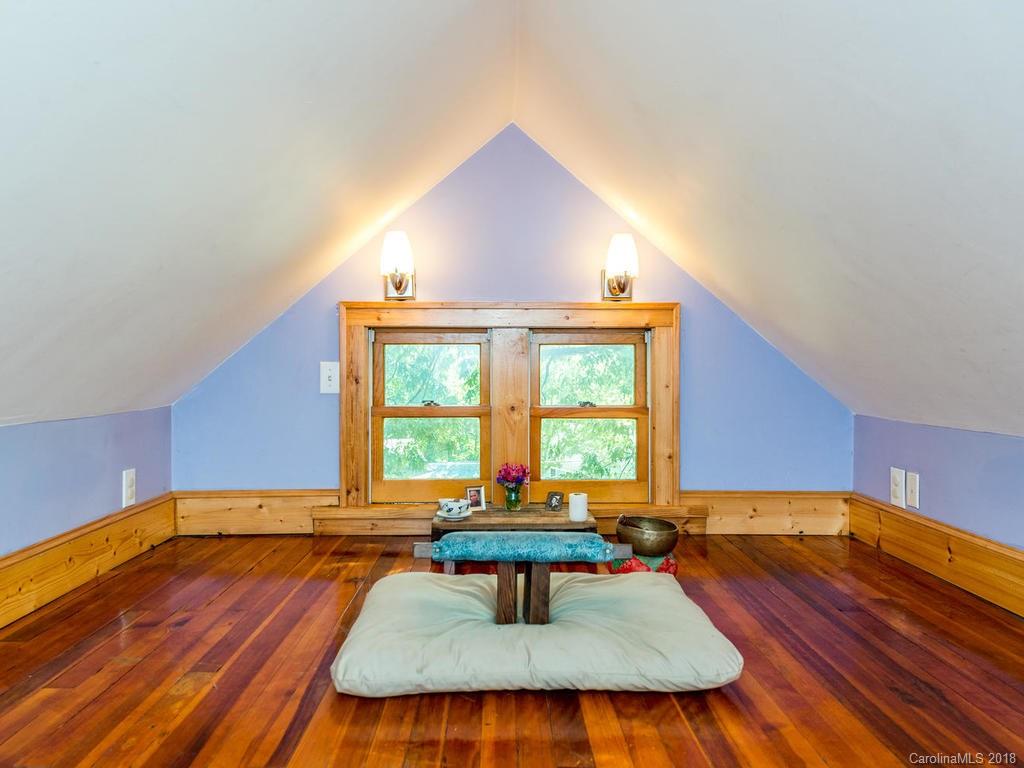 56 Pearson Drive Asheville NC 28801
