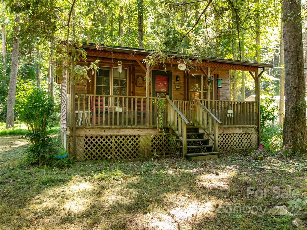 2848 Green River Cove Road Saluda NC 28773