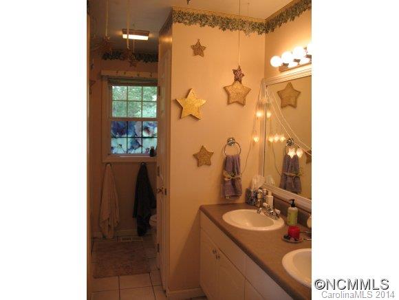 45 Lilac Street Asheville NC 28806