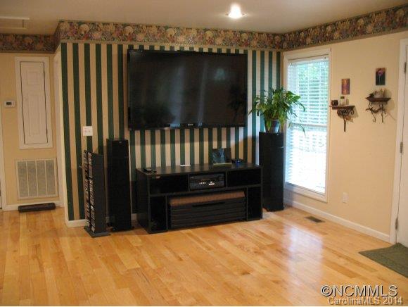 45 Lilac Street Asheville NC 28806