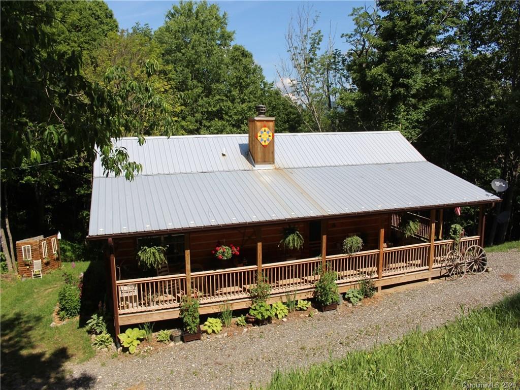 1050 Glade Mountain Drive Canton NC 28716
