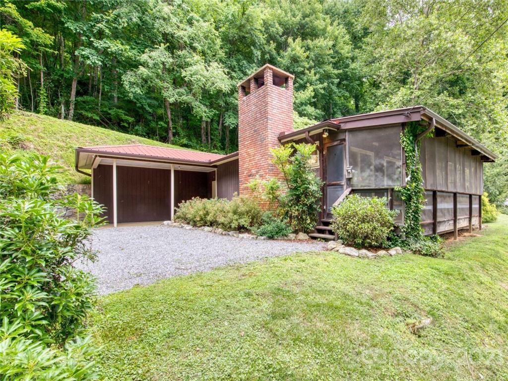 21 Waring Way Waynesville NC 28785